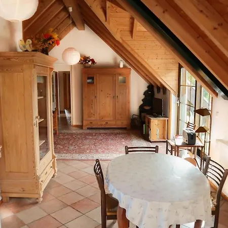 Apartmán Familienfreundliche - Hofgut